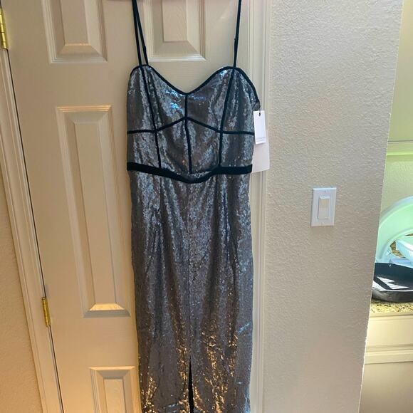 Little Mistress Silver & Black Metallic Sequined Sleeveless Maxi Dress NWT Sz 10 - Picture 2 of 13